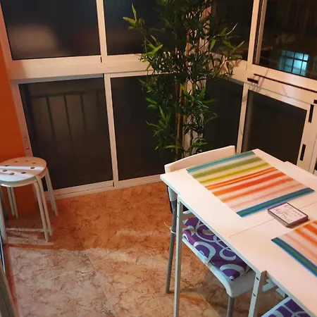 Apartamento Vistas Amplias Ciudad Y Al Mar Appartement *
